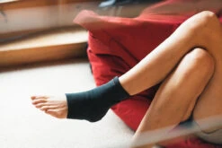 DonJoy MaloLax Ankle Support -Ball Sports Store donjoy malolax ankle support sitting 40966 92206.1698773005